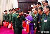 MND meets with delegation of national contributors from Ca Mau